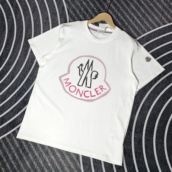 モンクレールTシャツ正面デザイン